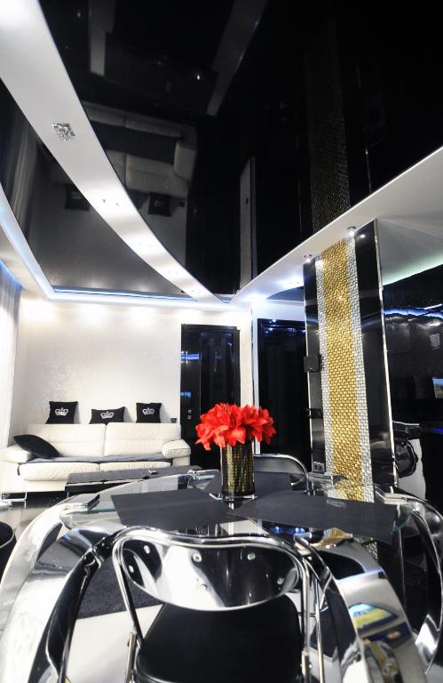 Hotel Chanel Apartments room 1