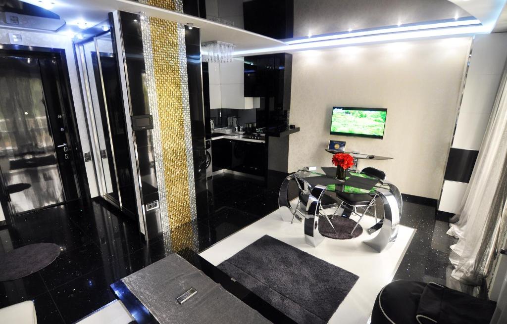 Hotel Chanel Apartments room 2